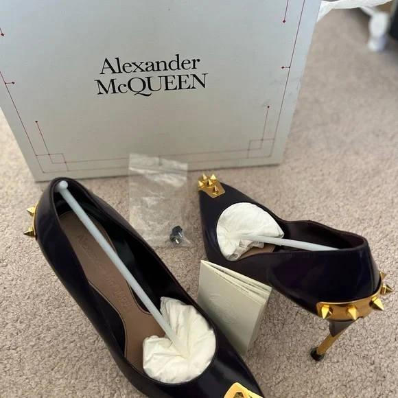 Alexander McQueen punk stud pumps - Picture 6 of 7